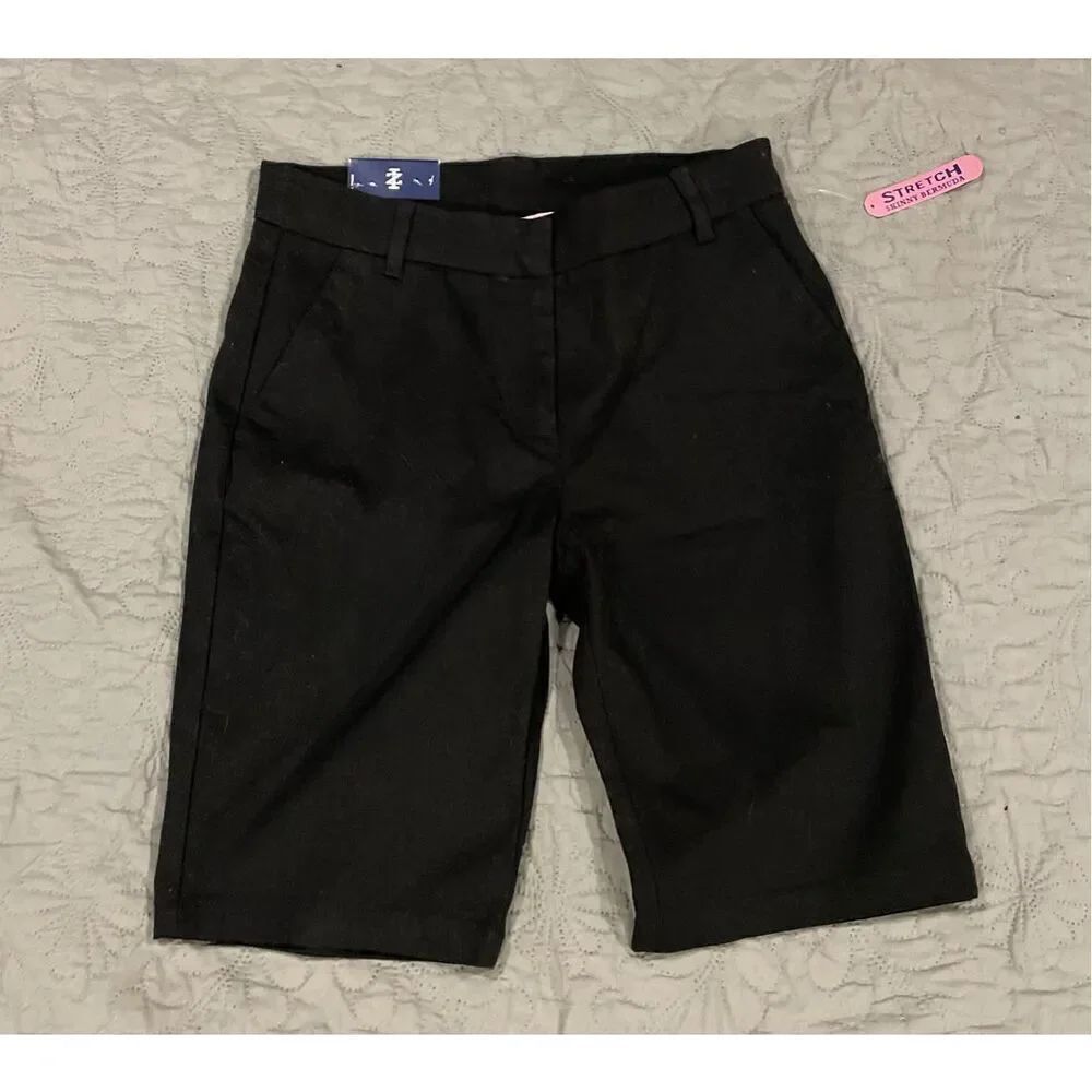 IZOD Juniors 3 SchoolâUniform Black Bermuda Shorts New